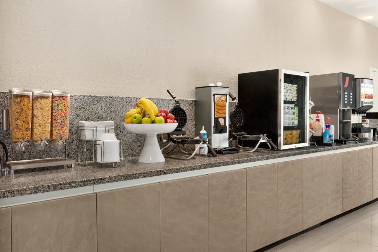 La Quinta By Wyndham Brownsville North מראה חיצוני תמונה